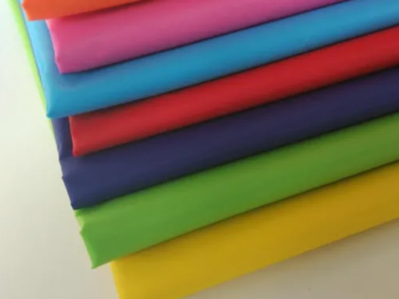 170t/190t/210t/230t/260t/290t Tejido de tafetán de poliéster teñido liso para bandera/chaqueta/forro
